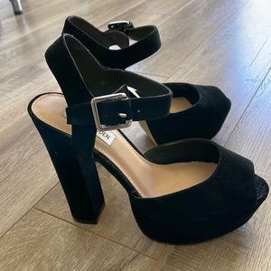 Steve Madden Jillyy heels